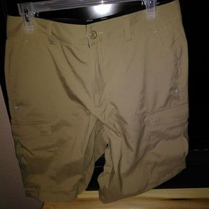 Men's Under Armour shorts size 30